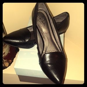 Lifestride Black Flats